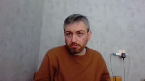 Snapshot of maximefrxx chatting on 04/07/26, 10:48 Maxime online show from 04/07/26, 10:48