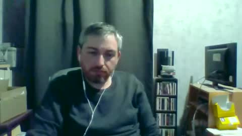 Snapshot of maximefrxx chatting on 04/23/26, 08:11 Maxime online show from 04/23/26, 08:11