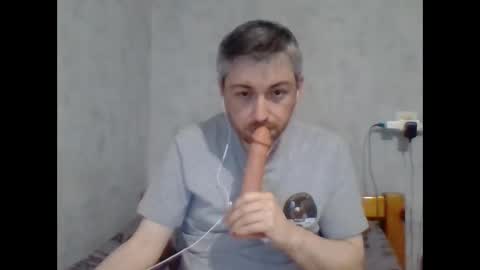Snapshot of maximefrxx chatting on 05/04/26, 11:56 Maxime online show from 05/04/26, 11:56