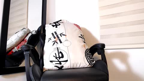 Snapshot of maximo_sebastian chatting on 03/17/26, 05:11 Maximo Sebastian online show from 03/17/26, 05:11