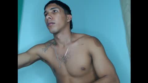 Maximo Aron Vega online show from 12/09/24, 02:02