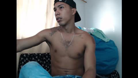 Maximo Aron Vega online show from 12/10/24, 11:43