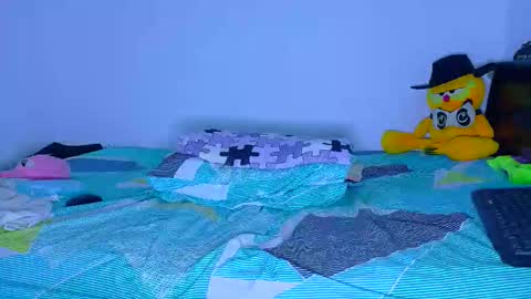 Snapshot of maximo_vega_new chatting on 04/25/26, 02:25 Maximo Aron Vega online show from 04/25/26, 02:25