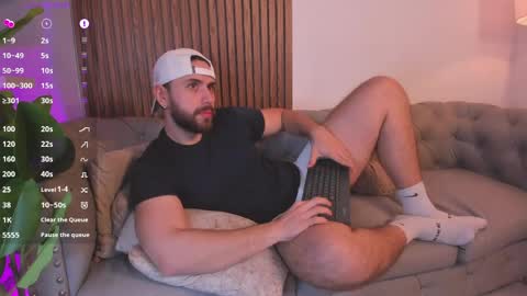 Maximo Wolf online show from 04/10/26, 07:51