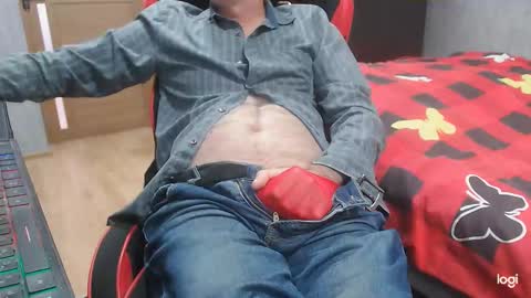 maximus3334 online show from 10/20/25, 10:27