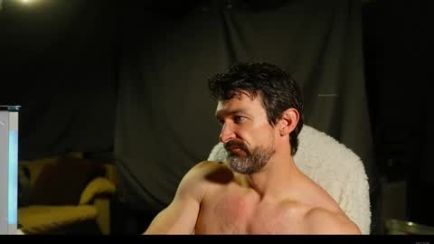 Snapshot of maximus_787 chatting on 01/11/26, 12:37 Maximus7871 online show from 01/11/26, 12:37