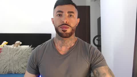 Independent Model online show from 05/12/26, 03:58