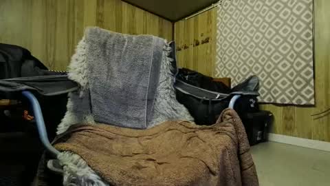 Max online show from 02/03/25, 09:08