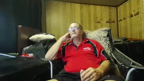 Max online show from 02/05/25, 07:07