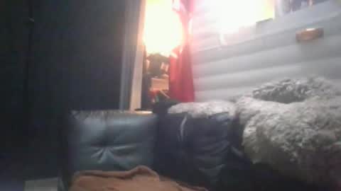 Max online show from 11/03/25, 09:16