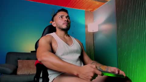 Snapshot of maximusclark chatting on 01/07/26, 02:47 Maximus Clark online show from 01/07/26, 02:47