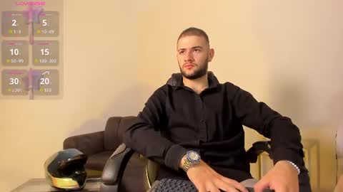 Snapshot of maximusclark1_ chatting on 07/11/26, 11:57 Maximus online show from 07/11/26, 11:57