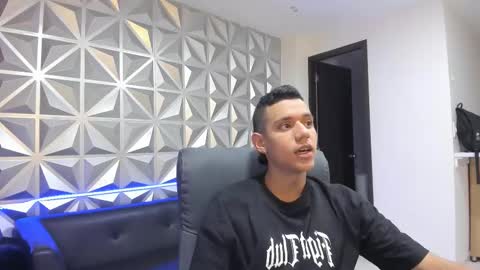 Snapshot of maximuss_19 chatting on 01/02/25, 07:07 Maximus online show from 01/02/25, 07:07