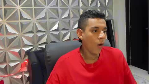 Snapshot of maximuss_19 chatting on 01/16/25, 07:41 Maximus online show from 01/16/25, 07:41