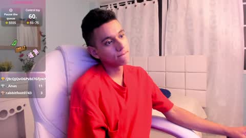 Snapshot of maximuss_19 chatting on 02/07/25, 10:52 Maximus online show from 02/07/25, 10:52