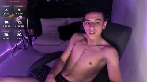 Snapshot of maximuss_19 chatting on 02/27/25, 09:58 Maximus online show from 02/27/25, 09:58