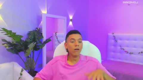 Snapshot of maximuss_19 chatting on 03/28/26, 04:06 Maximus online show from 03/28/26, 04:06