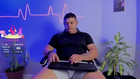 Maximus online show from 11/20/25, 01:06