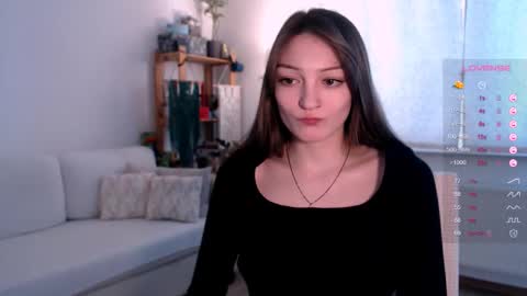 Snapshot of maxinele chatting on 02/18/26, 12:01 Maxine online show from 02/18/26, 12:01