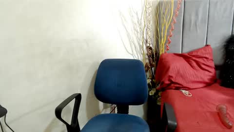 maxinesex_ online show from 12/04/24, 02:37