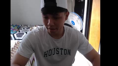 Snapshot of maxiolly108534 chatting on 10/28/25, 12:19 maxiolly108534 online show from 10/28/25, 12:19