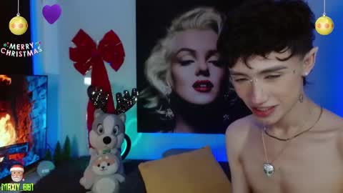 Max online show from 12/18/24, 07:58