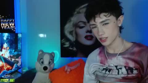 Max online show from 01/04/25, 02:03