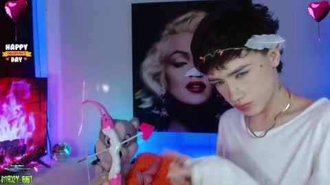 Max online show from 02/16/25, 03:58