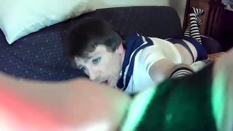 maxjr8008 online show from 09/10/25, 09:09