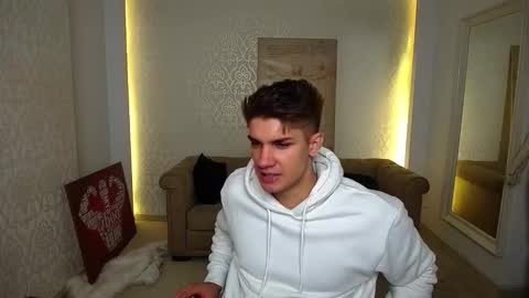 MaxKaiden online show from 09/30/25, 04:50