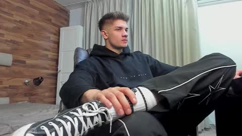 MaxKaiden online show from 03/23/26, 05:33