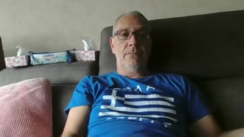 Snapshot of maxou569 chatting on 10/05/25, 09:18 maxou569 online show from 10/05/25, 09:18