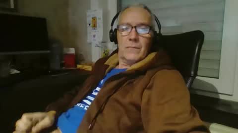 Snapshot of maxou569 chatting on 01/08/26, 12:51 maxou569 online show from 01/08/26, 12:51