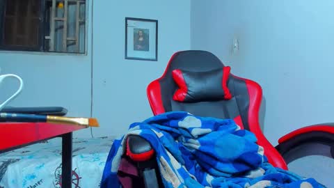 MAX online show from 11/16/25, 11:54