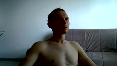 Snapshot of maxrelax90 chatting on 06/15/26, 10:06 maxrelax90 online show from 06/15/26, 10:06