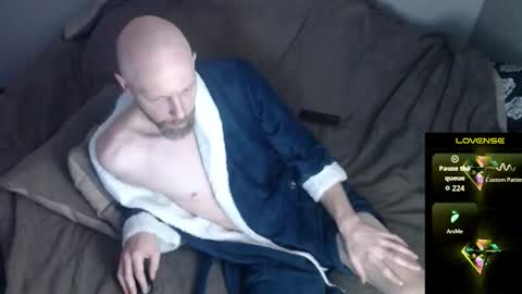 MaxRouger online show from 03/02/26, 04:36