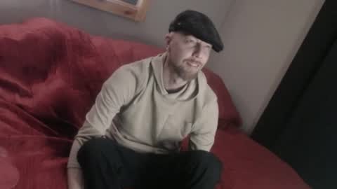 MaxRouger online show from 04/11/26, 07:45