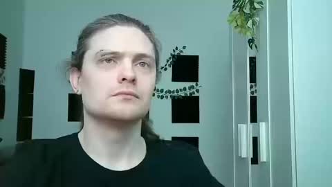 Snapshot of maxs_93 chatting on 03/11/26, 10:32 maxs_93 online show from 03/11/26, 10:32