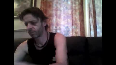 Snapshot of maxthewolf chatting on 05/18/26, 11:10 MaxTheWolf online show from 05/18/26, 11:10