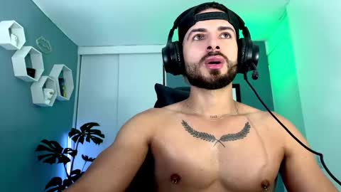 Maxi online show from 11/07/25, 01:27