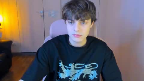 Snapshot of maxvibee chatting on 03/02/26, 04:47 Max online show from 03/02/26, 04:47