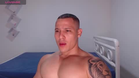 Max online show from 02/23/26, 03:37