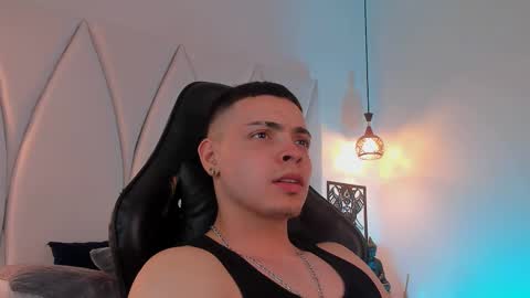 MAX online show from 03/08/25, 02:34