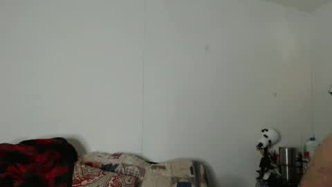 Max and Pam Voyeur Cam online show from 10/26/25, 05:24