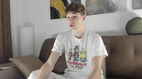 maxwellchik online show from 09/24/25, 04:21