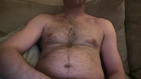 Snapshot of maxwellj1234 chatting on 04/24/26, 07:49 maxwellj1234 online show from 04/24/26, 07:49