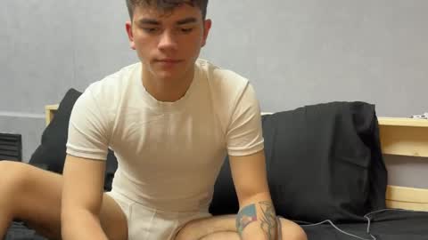 Max online show from 05/11/26, 04:04