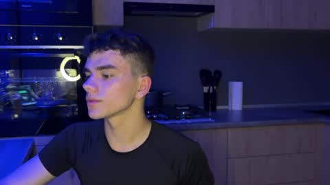Max online show from 05/29/26, 05:55