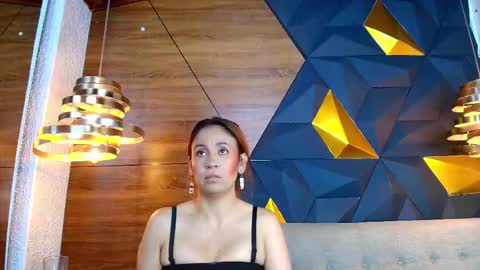 Snapshot of maxx_caprice chatting on 11/19/25, 02:55 gabby online show from 11/19/25, 02:55