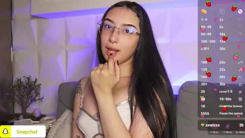 Snapshot of maxx_caprice chatting on 03/06/26, 11:17 gabby online show from 03/06/26, 11:17